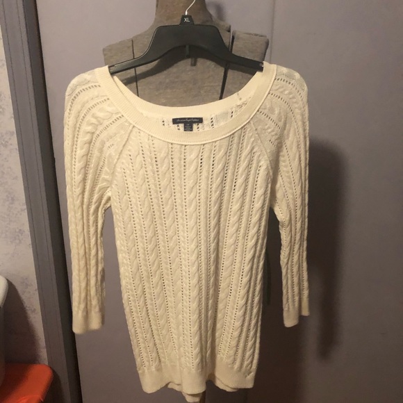 American Eagle Outfitters white sweater SP - Picture 5 of 6